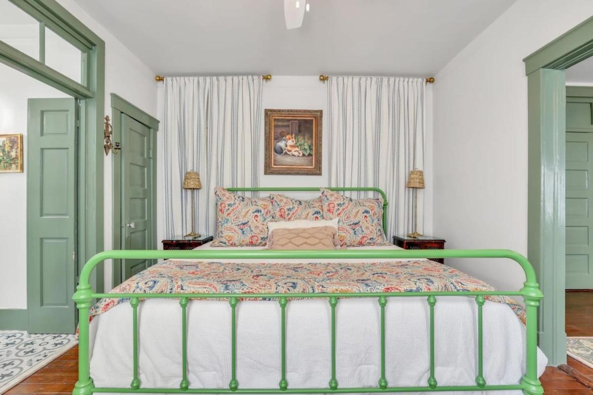 The Graham On Oglethorpe Square Vila Savannah Exterior foto